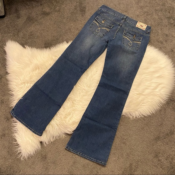 Medium wash flare jeans - Picture 4 of 10